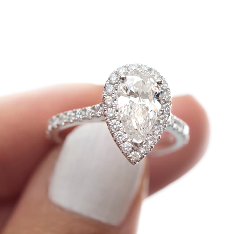 The Pear Accent Halo