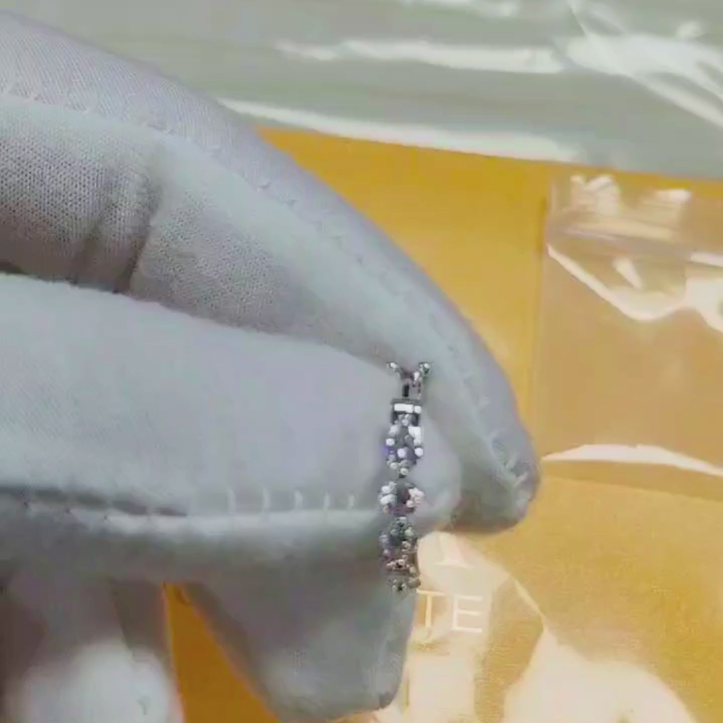 The Shared Prong Hoops