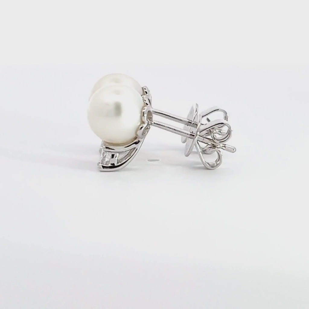 The Pearl & Diamond Studs