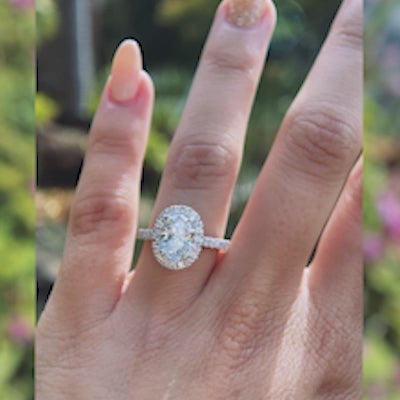 The Oval Accent Halo