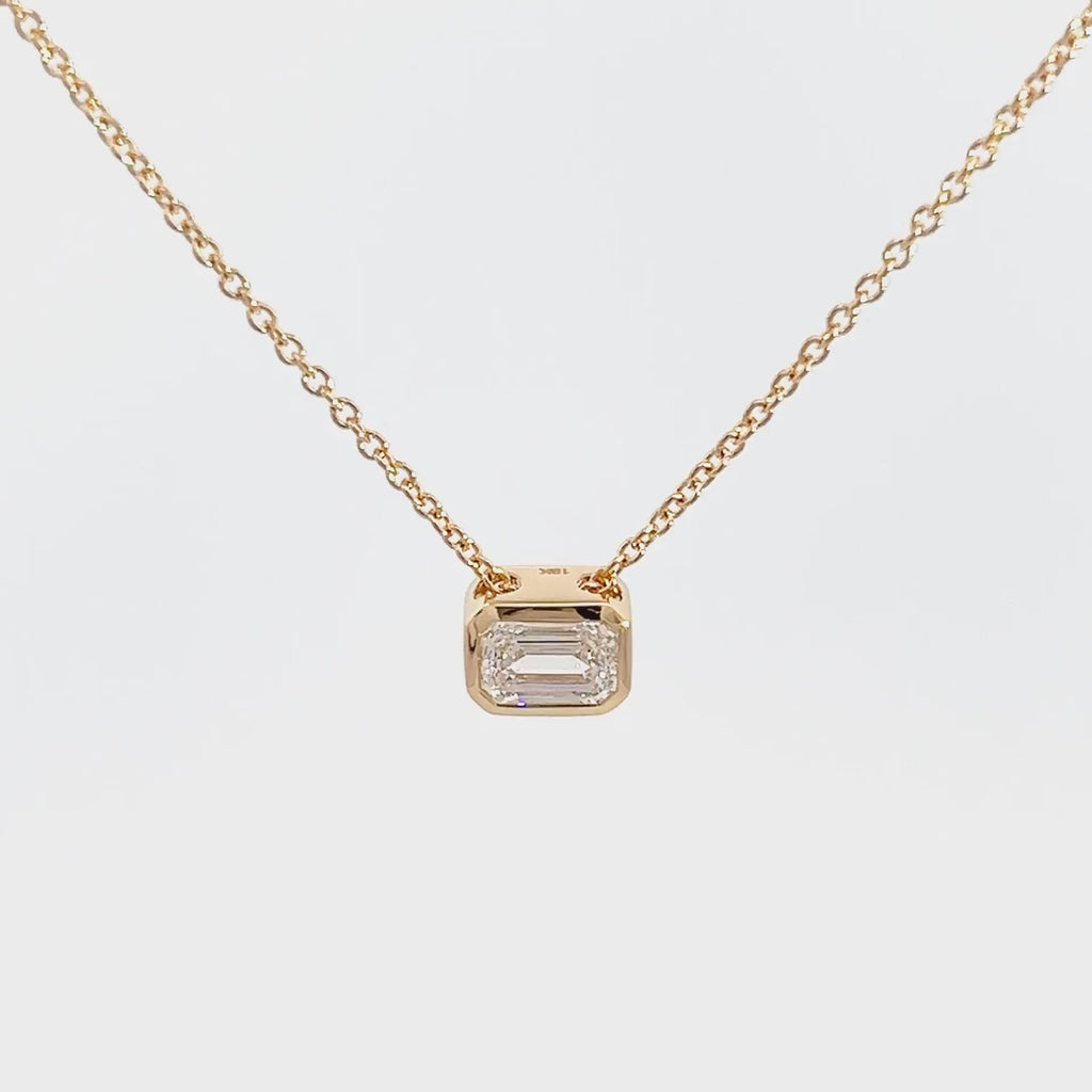 The Emerald East-West Bezel